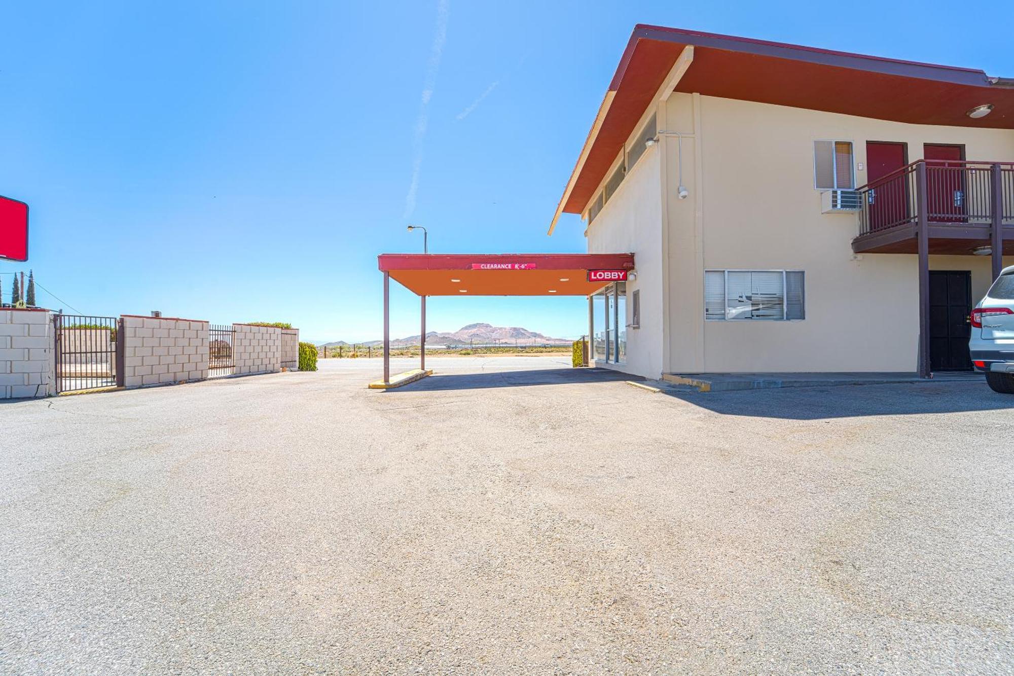 Mojave Hotel Bagian luar foto